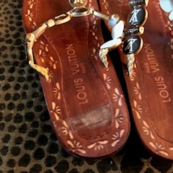 Vintage LV Sandals - Picture 6 of 7